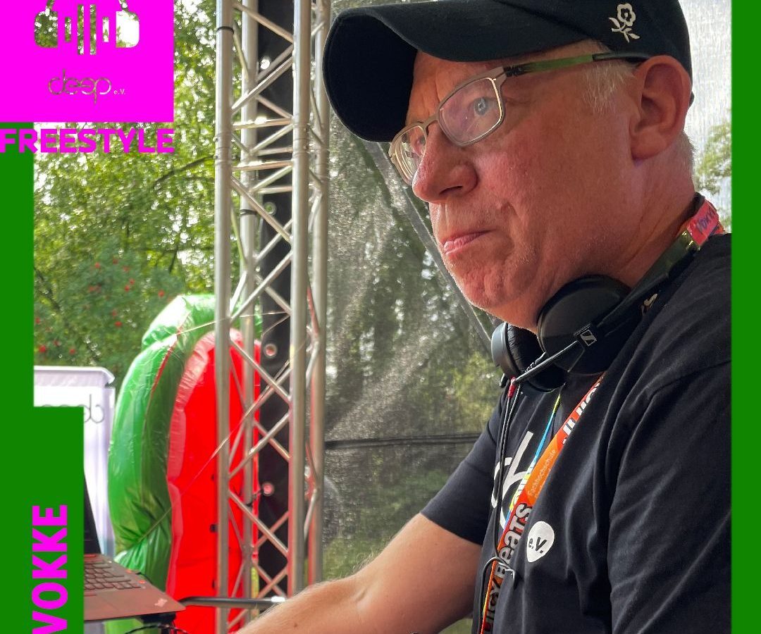 Das Bild zeigt DJ Vokke