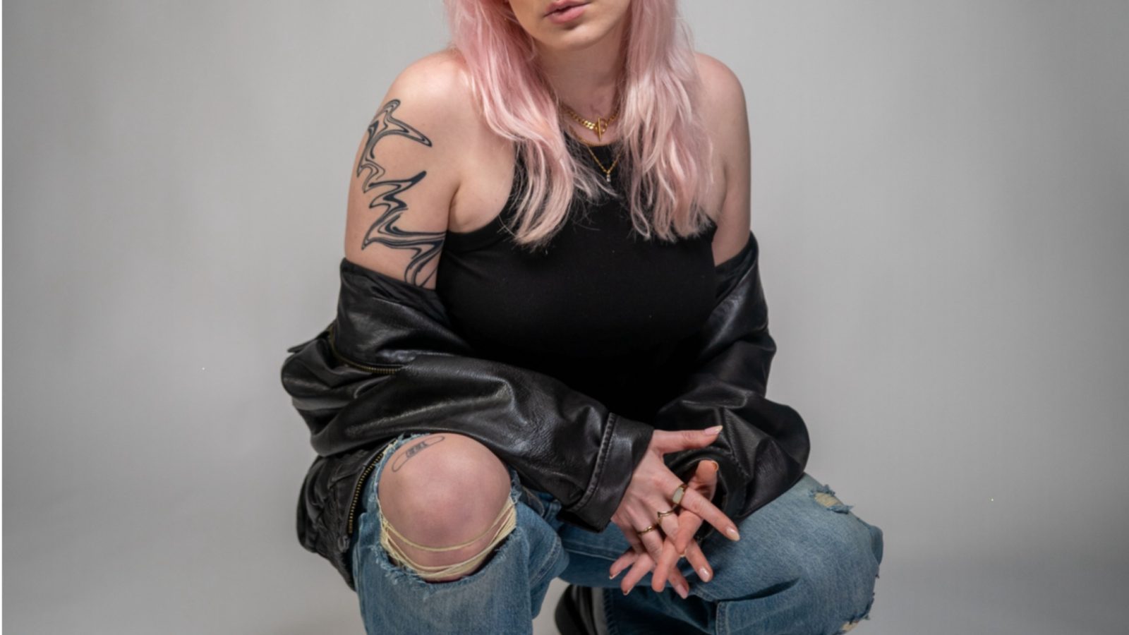 Lyne - Max Das Bild zeigt die Künstlerin Lyne