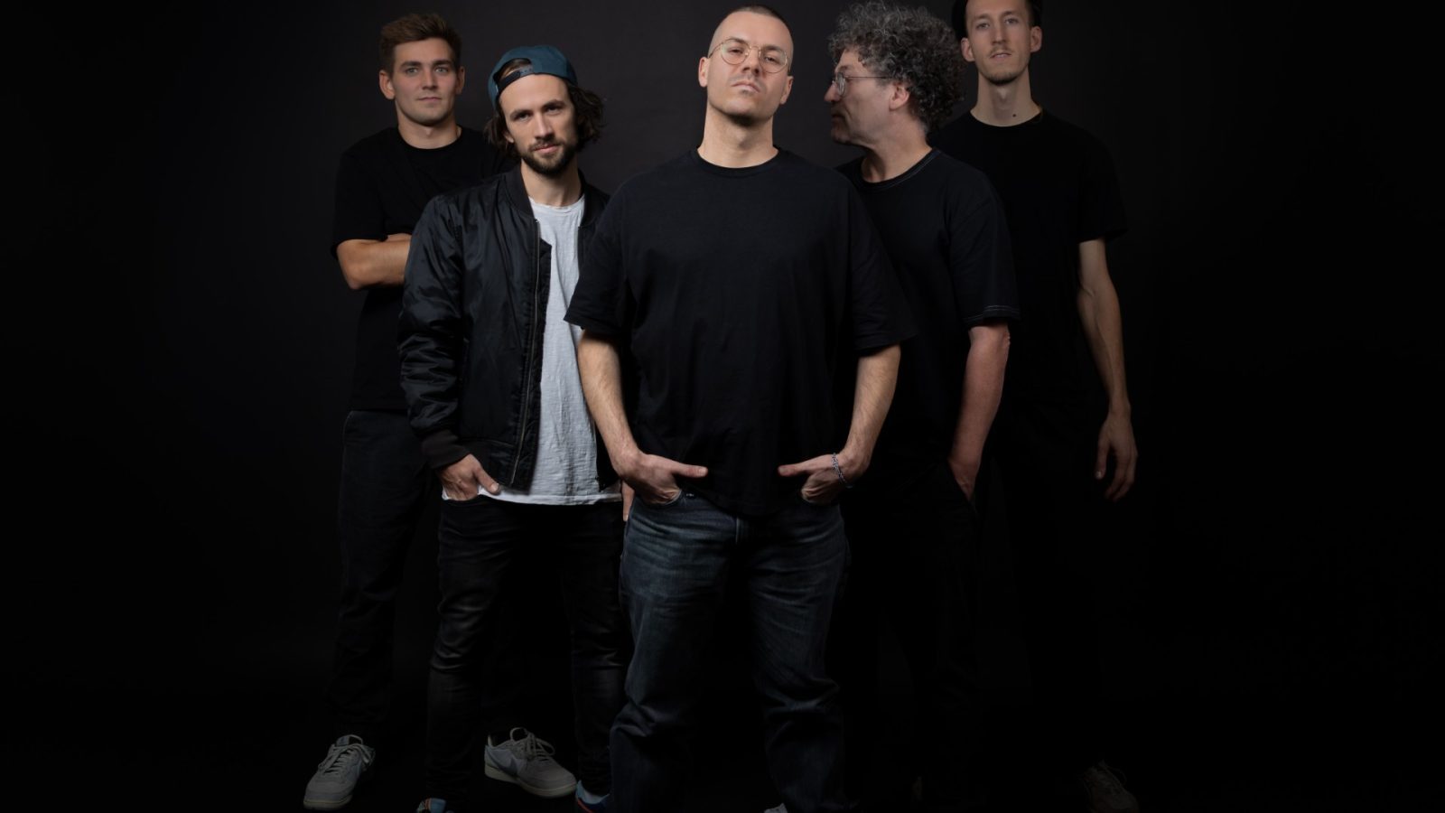 thumbnail_Schwarzpaul Band Farbe Das Bild zeigt Schwarzpaul
