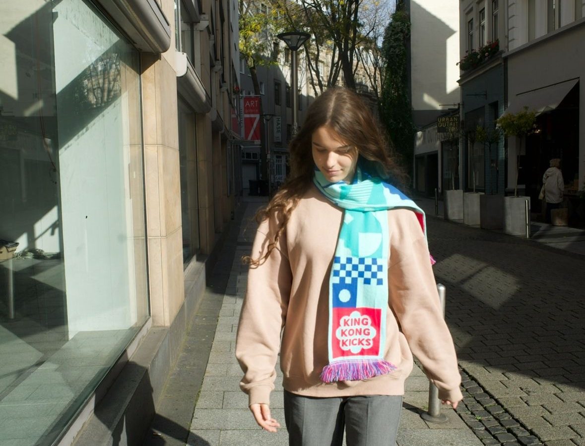 Louisa Ladage King Kong Kicks - KIng Kong Kicks Das Bild zeigt Louisa Ladage